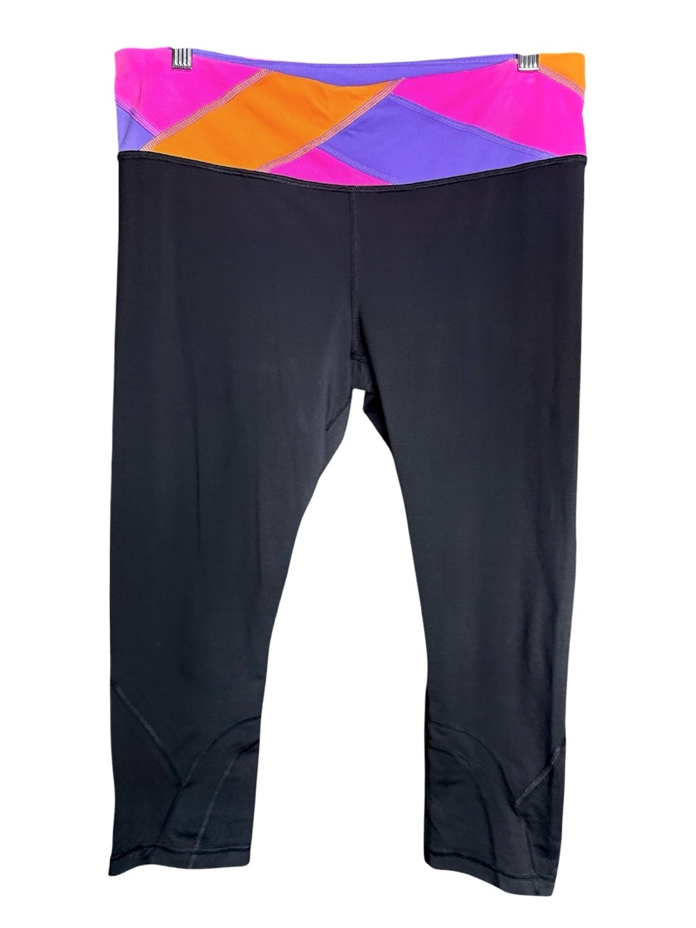 Lululemon Women’s Cropped Leggings Size M Black w/ Colorblock Waist Athleisure